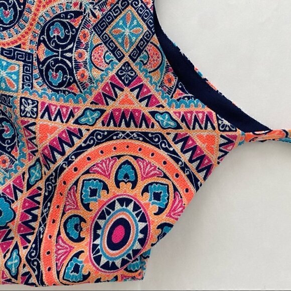 RED Saks Fifth  Avenue camisole top, loose & flowy - Picture 4 of 7